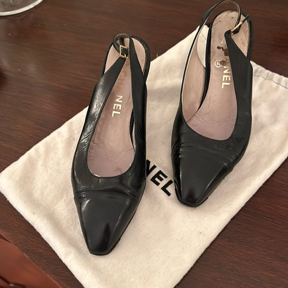 Vintage Chanel sling-back shoe